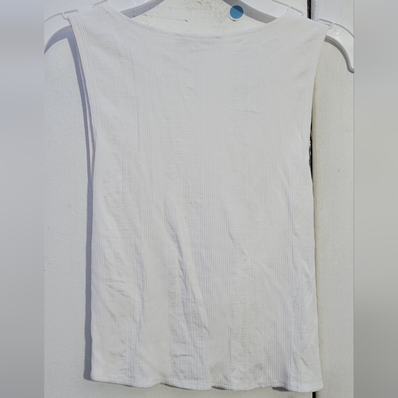 Zara white crop top with knot twist size small - Picture 3 of 3